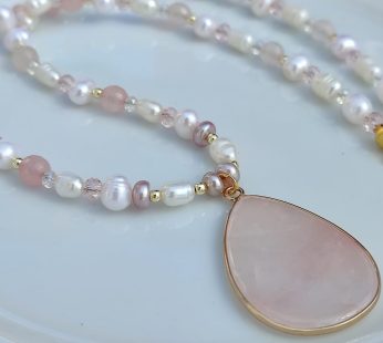 Locket “Wrapped with Love”